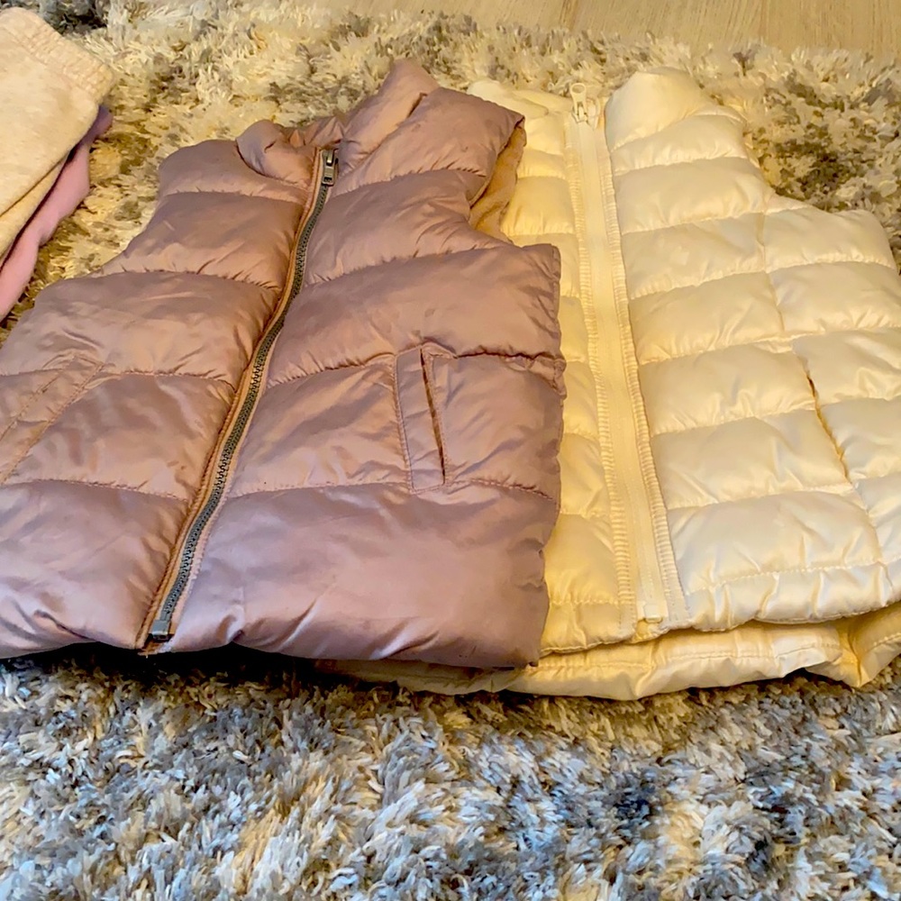 Old navy puffer vest and sweater pants